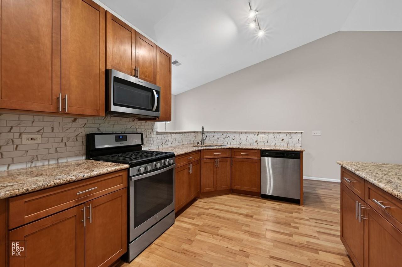 268 Southwicke Dr #B - Photo 4 of 11