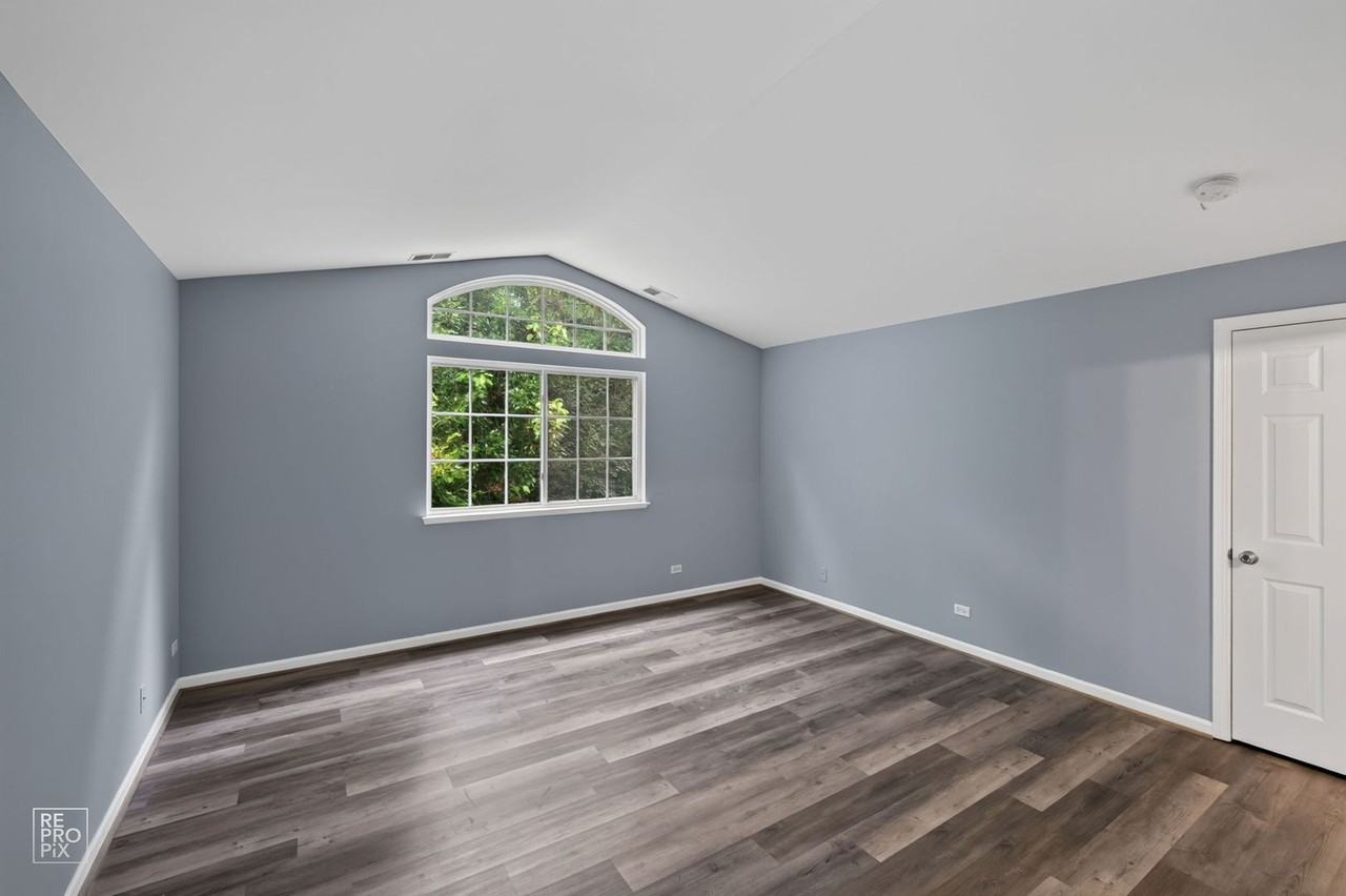 268 Southwicke Dr #B - Photo 6 of 11