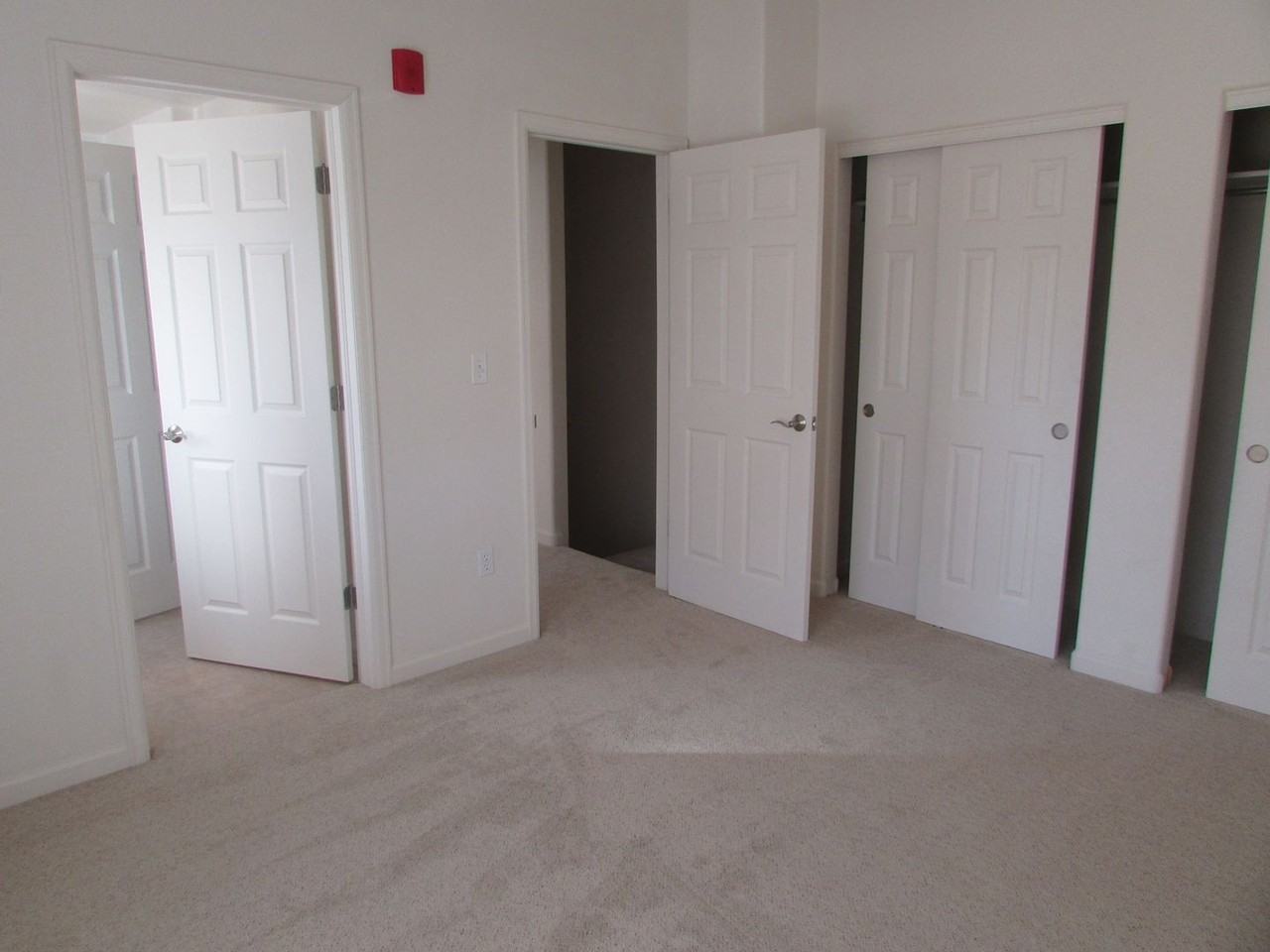 1214 Walnut Ave #8 - Photo 7 of 8