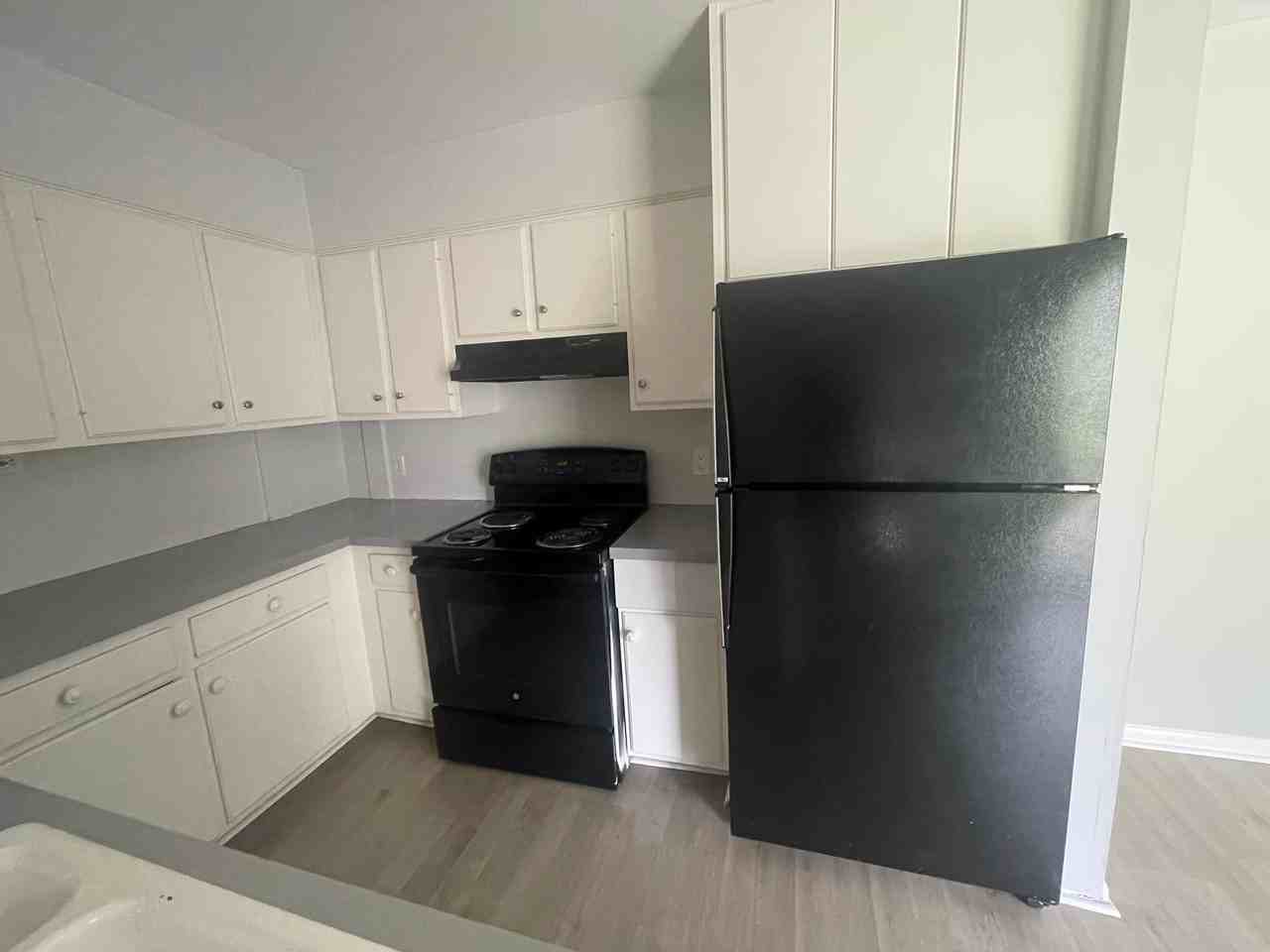 4816 Spring Lake Dr - Photo 7 of 13