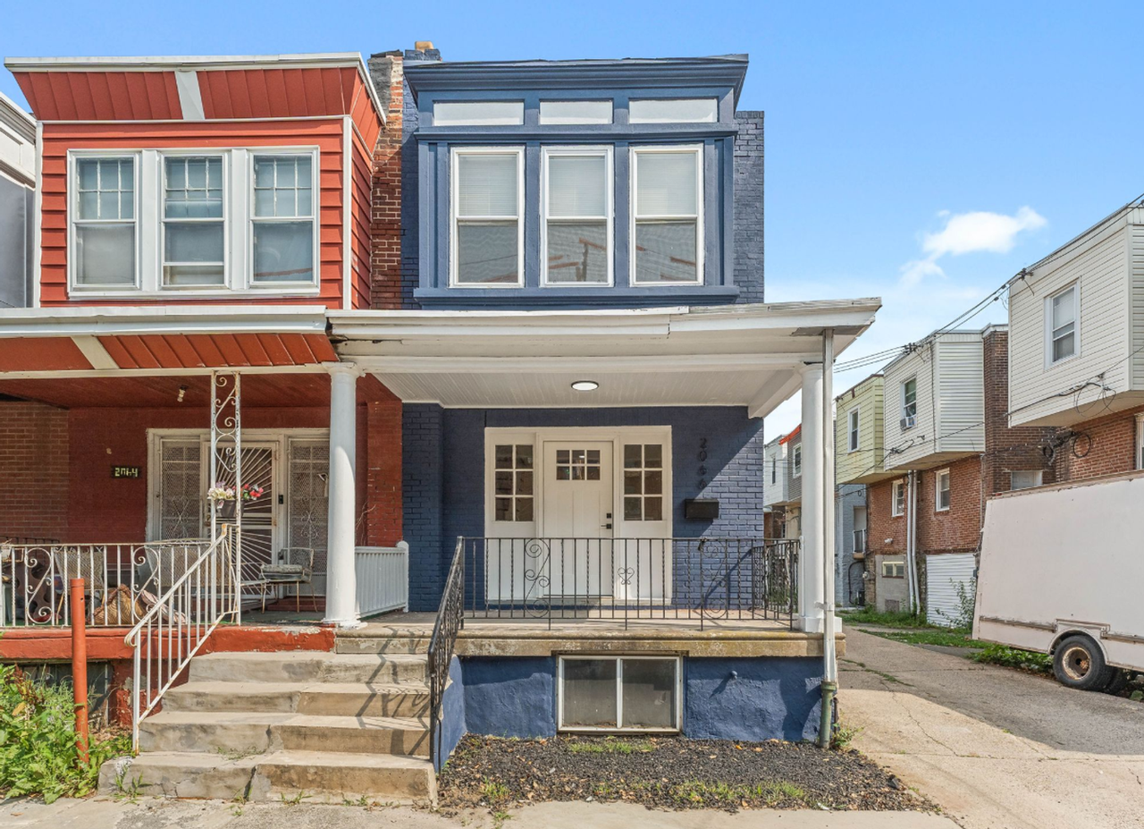 2066 Eastburn Ave - Photo 2 of 29
