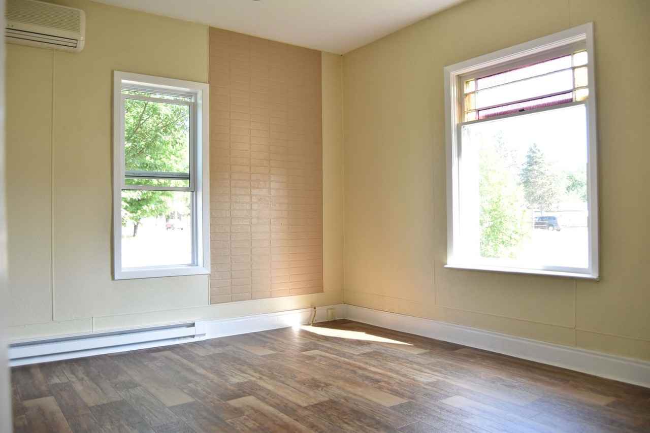 255 5th St Sw - Photo 6 of 11