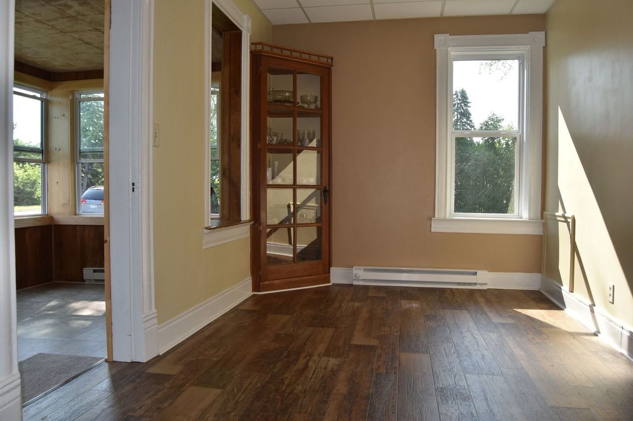 255 5th St Sw - Photo 7 of 11