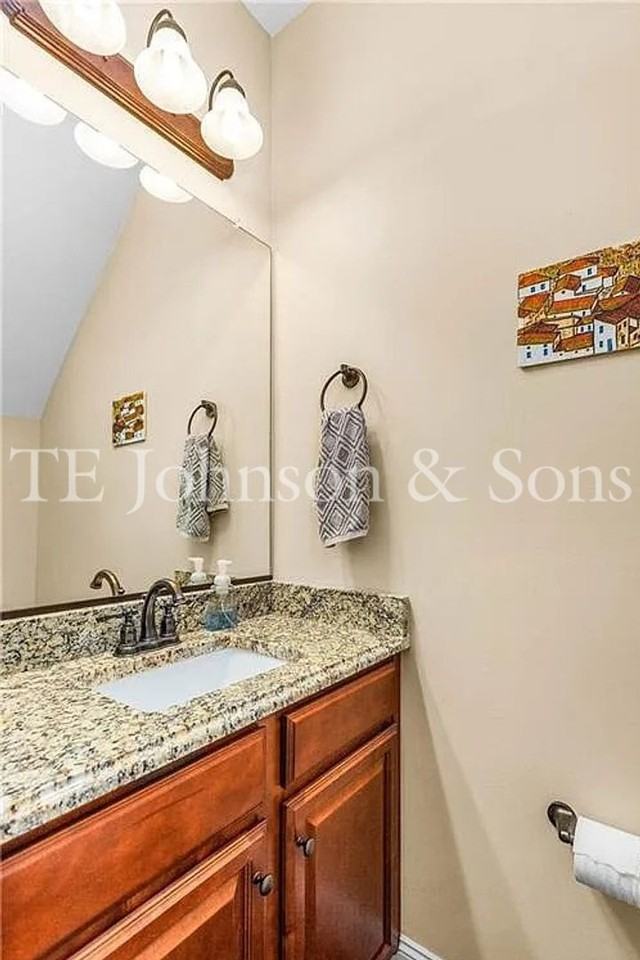 1025 Richmond Park Dr - Photo 6 of 23