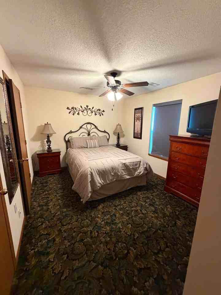 Sanibel - Photo 6 of 11