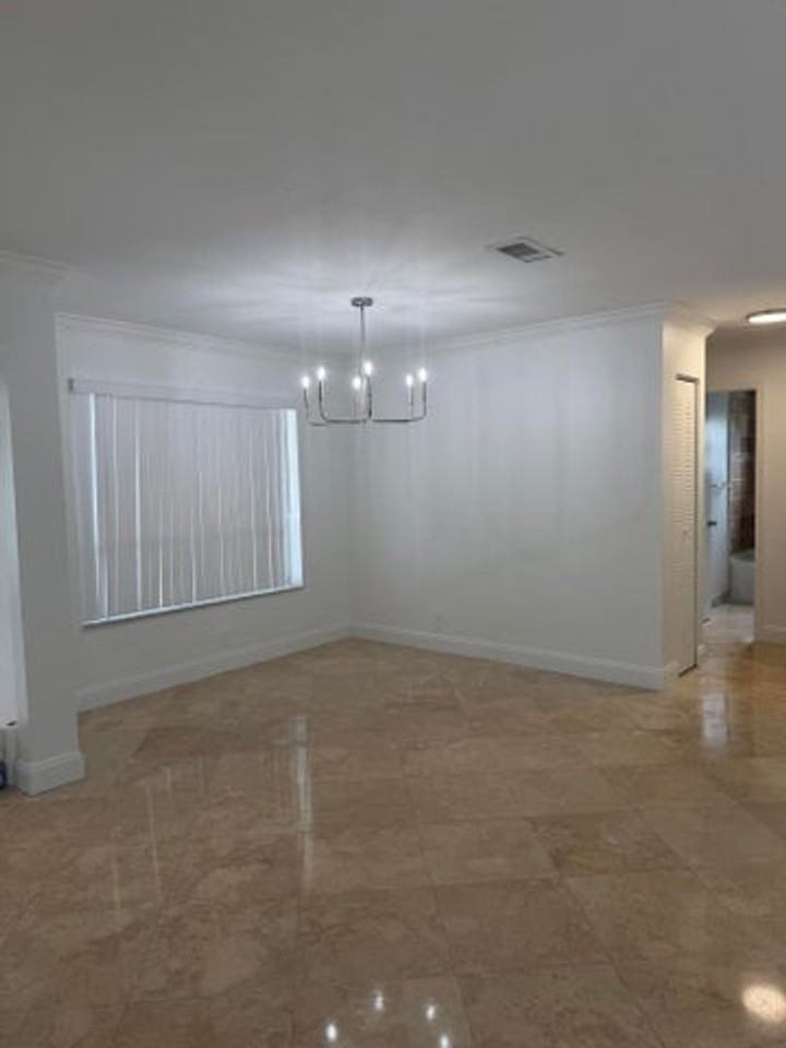 9209 Southampton Pl - Photo 2 of 12