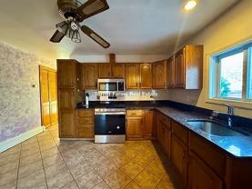 67 Gore St #2F - Photo 1 of 1