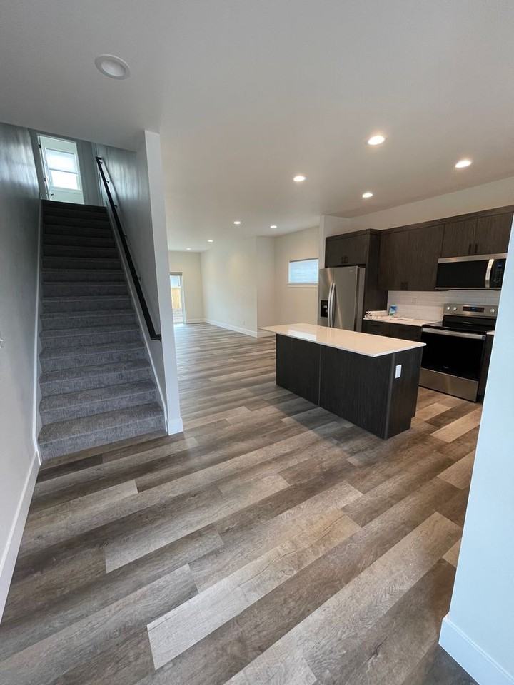 513 Spaniel Ln - Photo 4 of 29