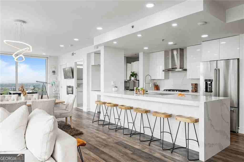 3338 Peachtree Rd #2207 - Photo 3 of 50