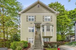 featured image of 1738 Taylor St Nw #A2
