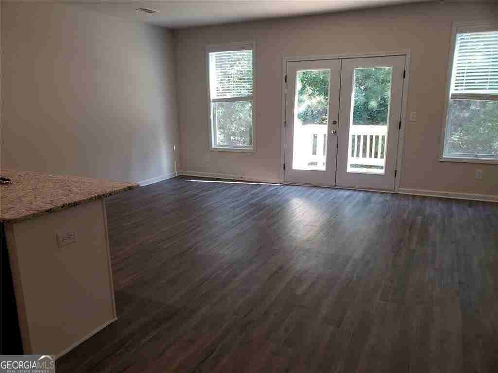 2725 Daybreak Ct Nw - Photo 3 of 17