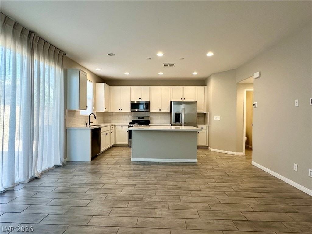 10216 Ullom Dr - Photo 3 of 30