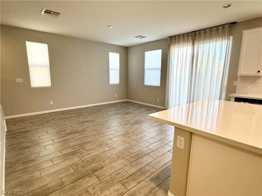 10216 Ullom Dr - Photo 5 of 30