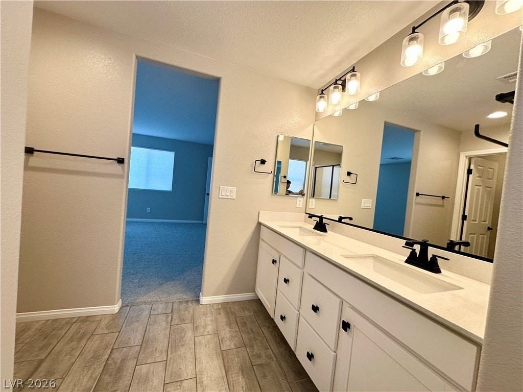10216 Ullom Dr - Photo 6 of 30