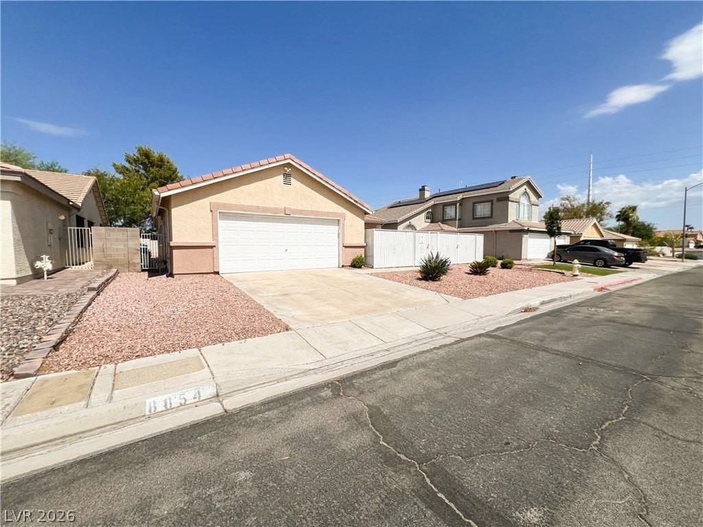 8854 Haviland Rd - Photo 6 of 50