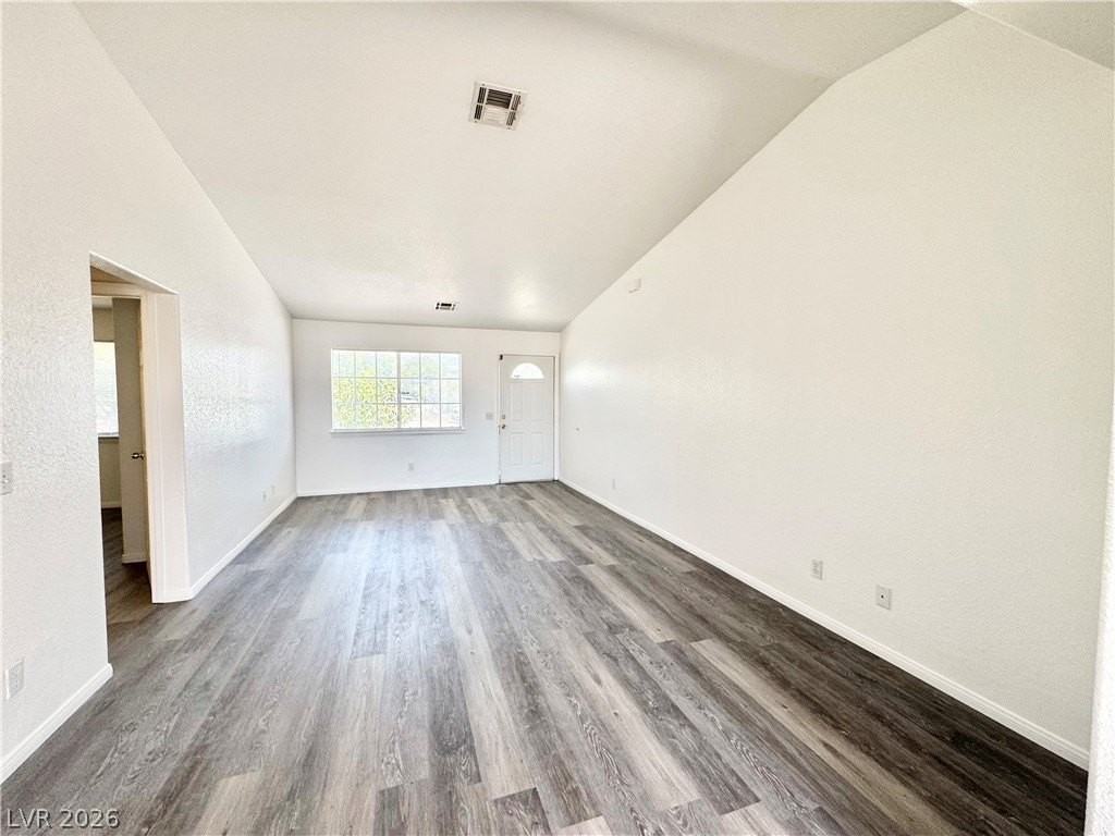 1060 S Marne Ct #D - Photo 3 of 11