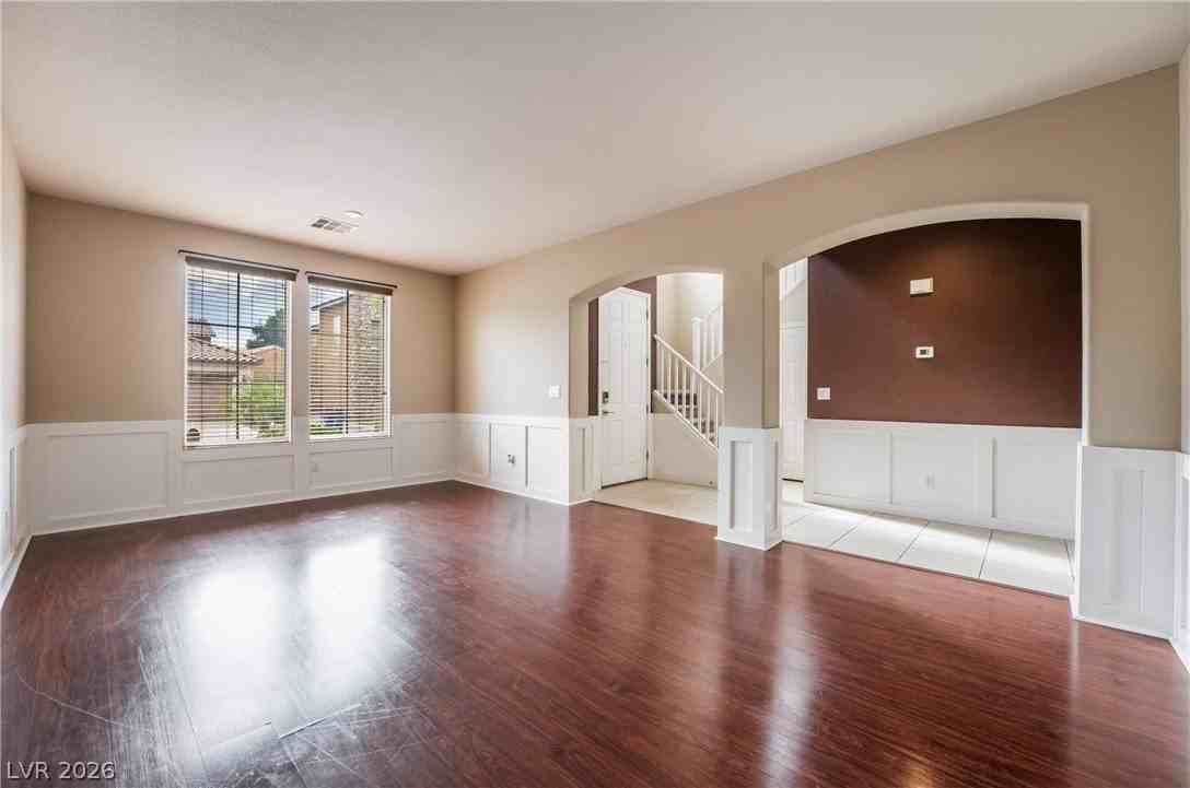 10879 Florence Hills St - Photo 4 of 26