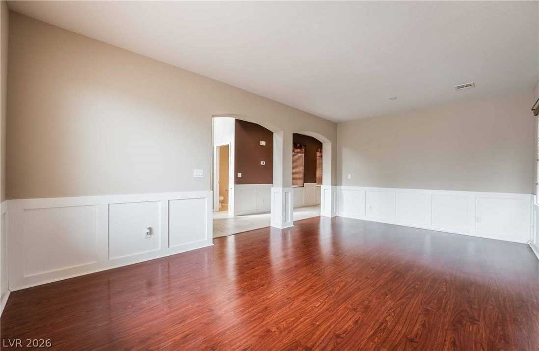 10879 Florence Hills St - Photo 5 of 26