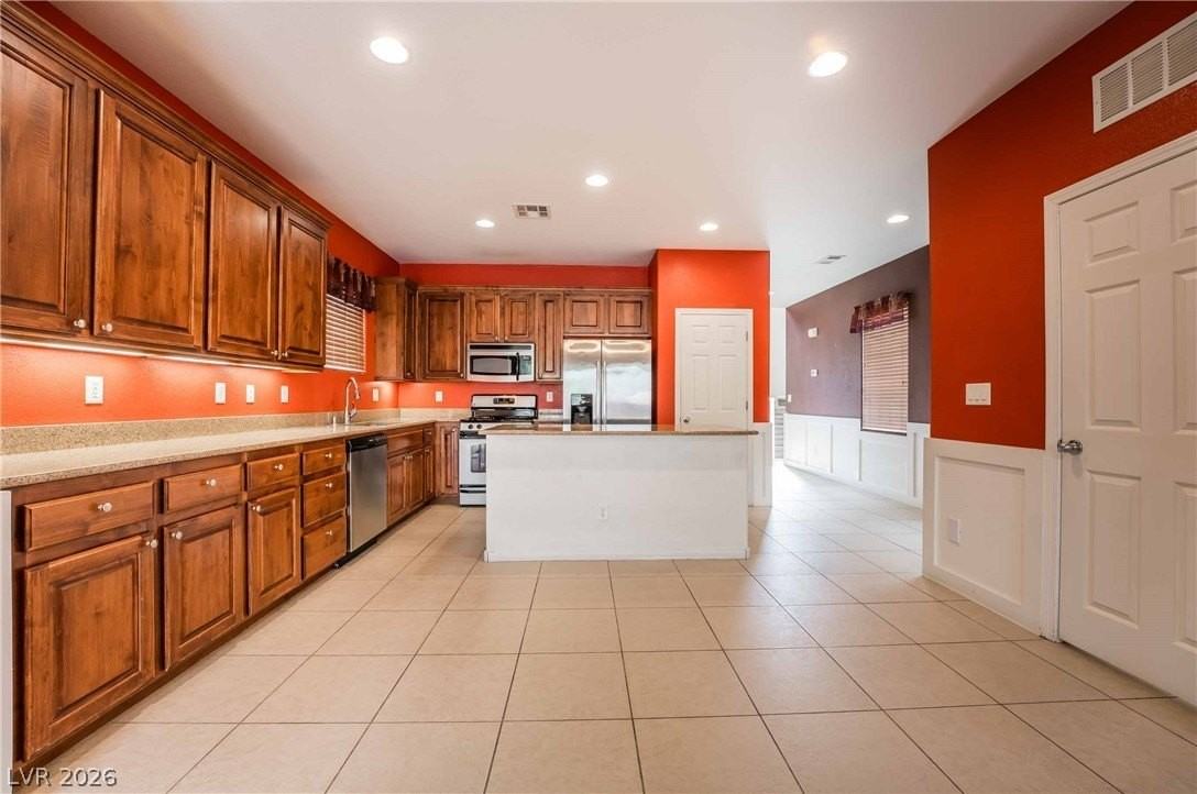 10879 Florence Hills St - Photo 7 of 26