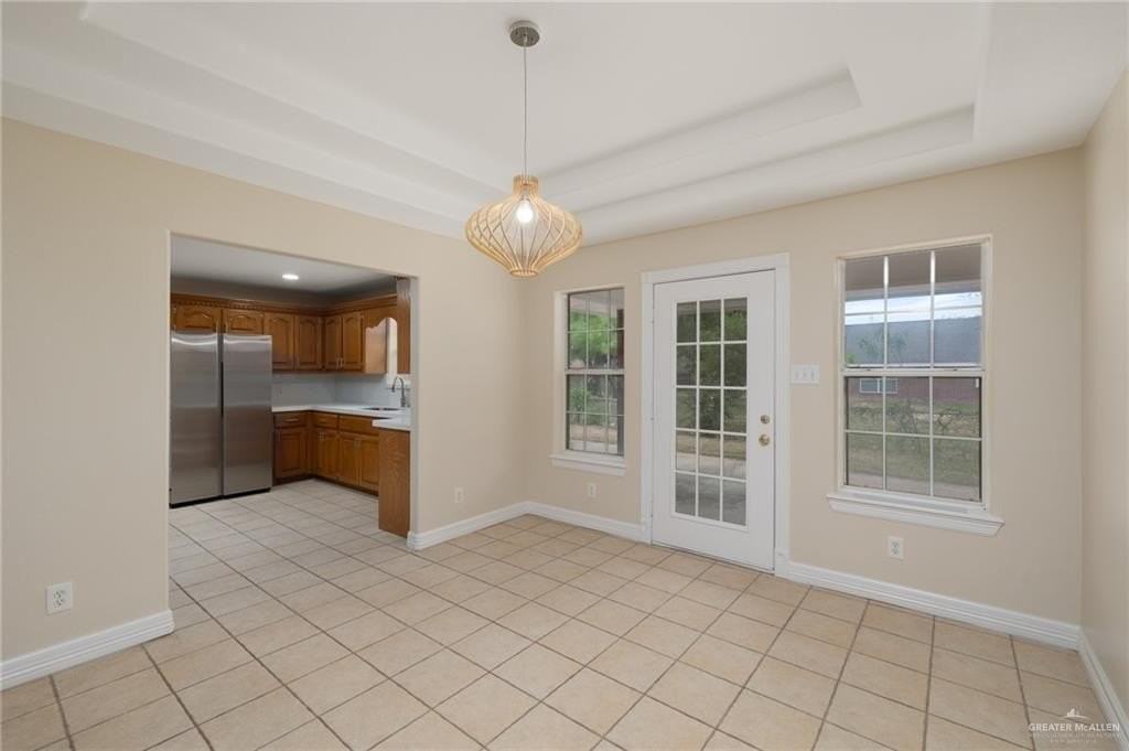 2403 Sunset Ln - Photo 4 of 15