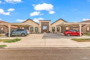 featured image of 3906 Paola St #2