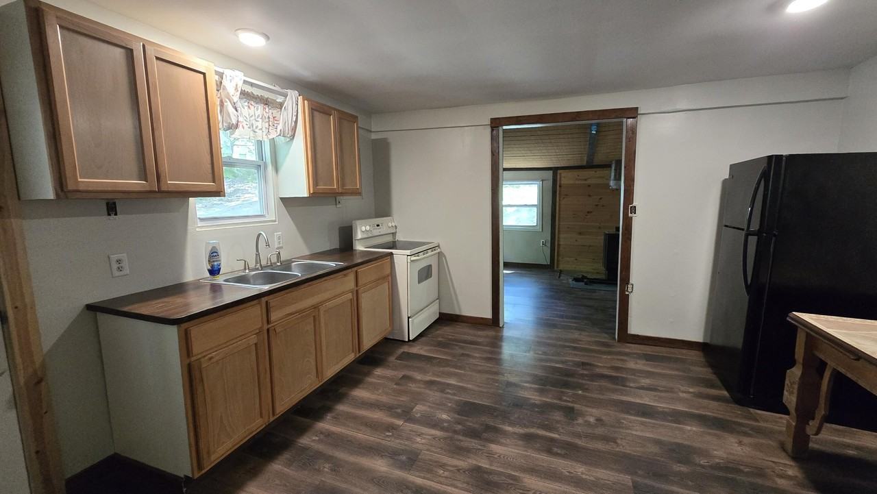 14690 Pine Lake Rd - Photo 6 of 18