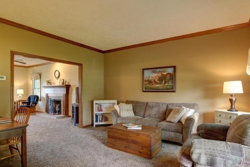 1450 Penncross Dr Se - Photo 4 of 30