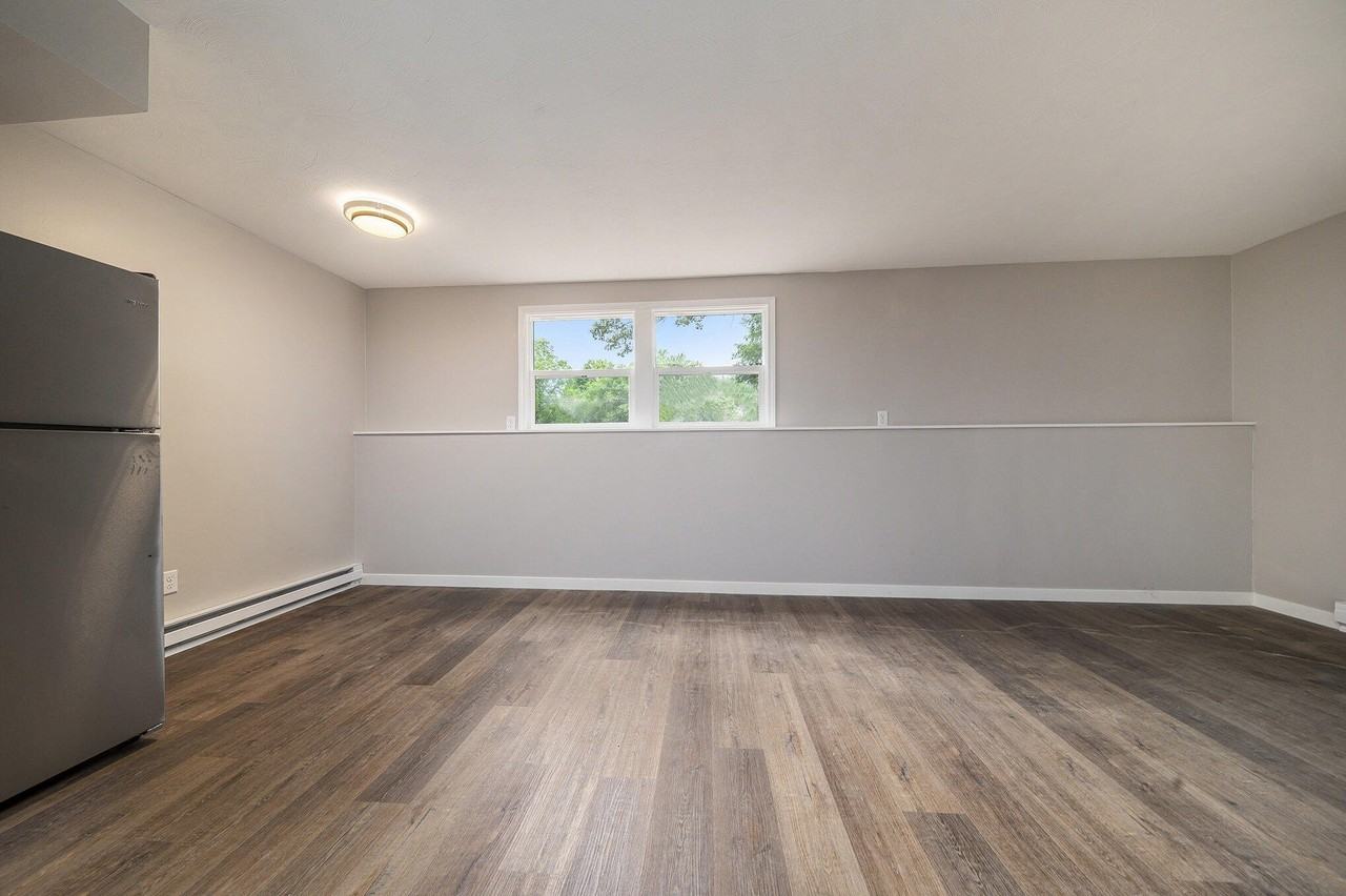 23753 Red Arrow Hwy #4 - Photo 7 of 15