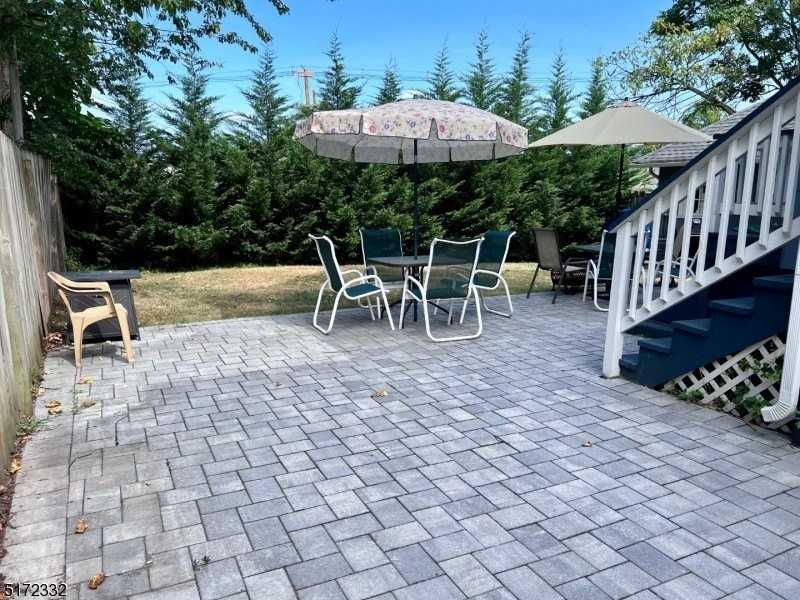210 Ross Pl #2 - Photo 5 of 23