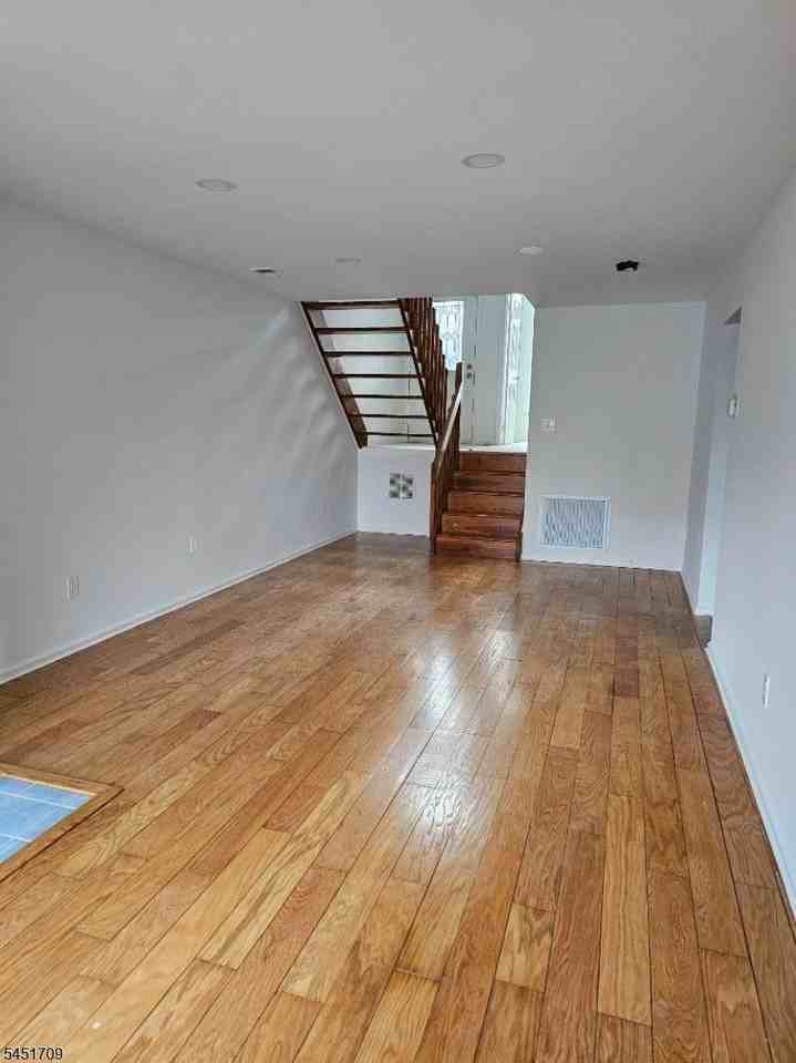 45F Chicopee Dr - Photo 5 of 26