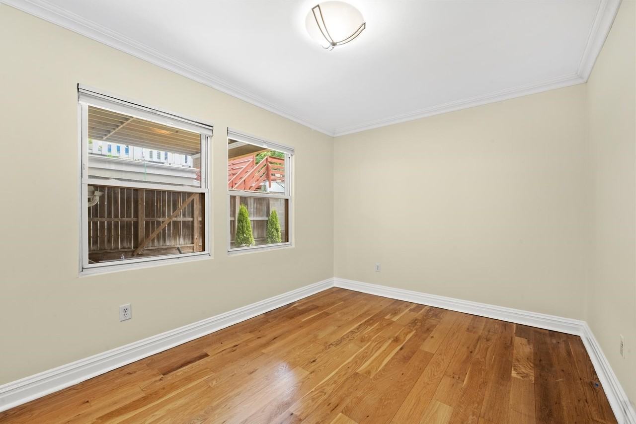 385 1st St #1 - Photo 7 of 19