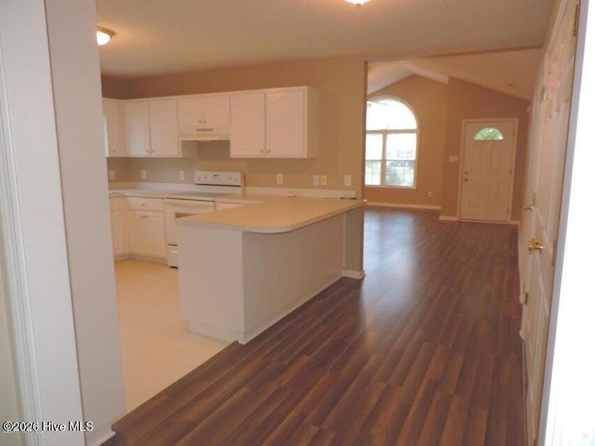 105 Monterey Cir - Photo 5 of 14