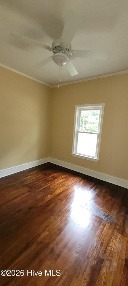 130 Zachmann St - Photo 2 of 7