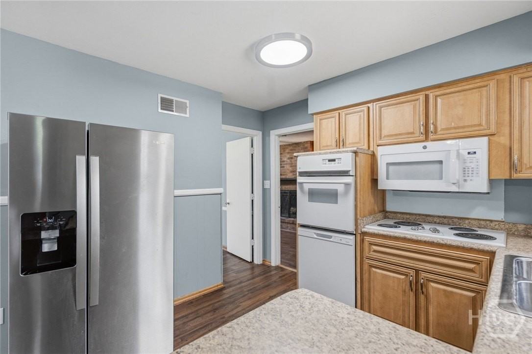 3 Monica Blvd - Photo 7 of 35