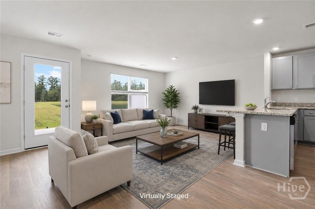 169 Coneflower Rd - Photo 4 of 25