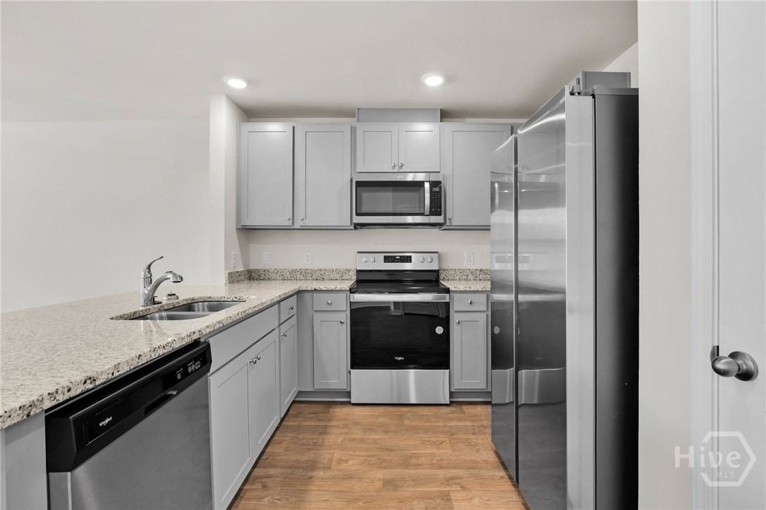 169 Coneflower Rd - Photo 7 of 25