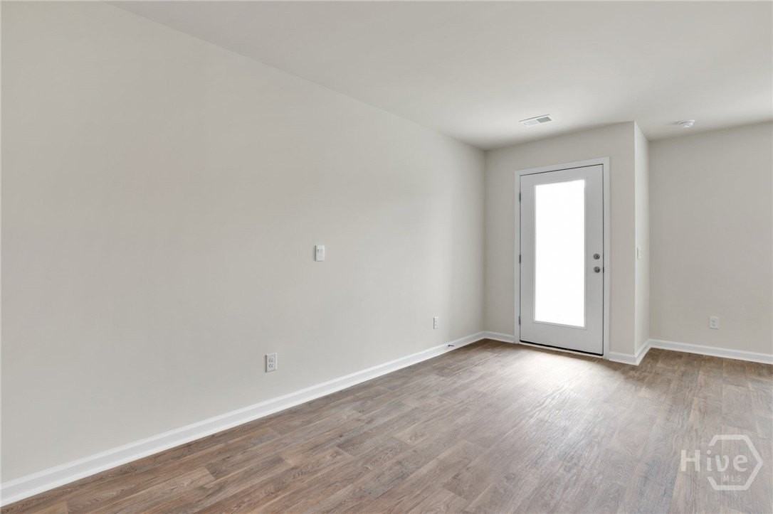 173 Coneflower Rd - Photo 3 of 25