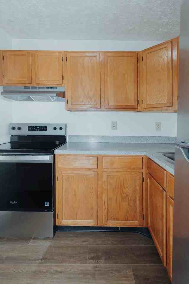 401 East Rd - 6 #6 - Photo 4 of 11