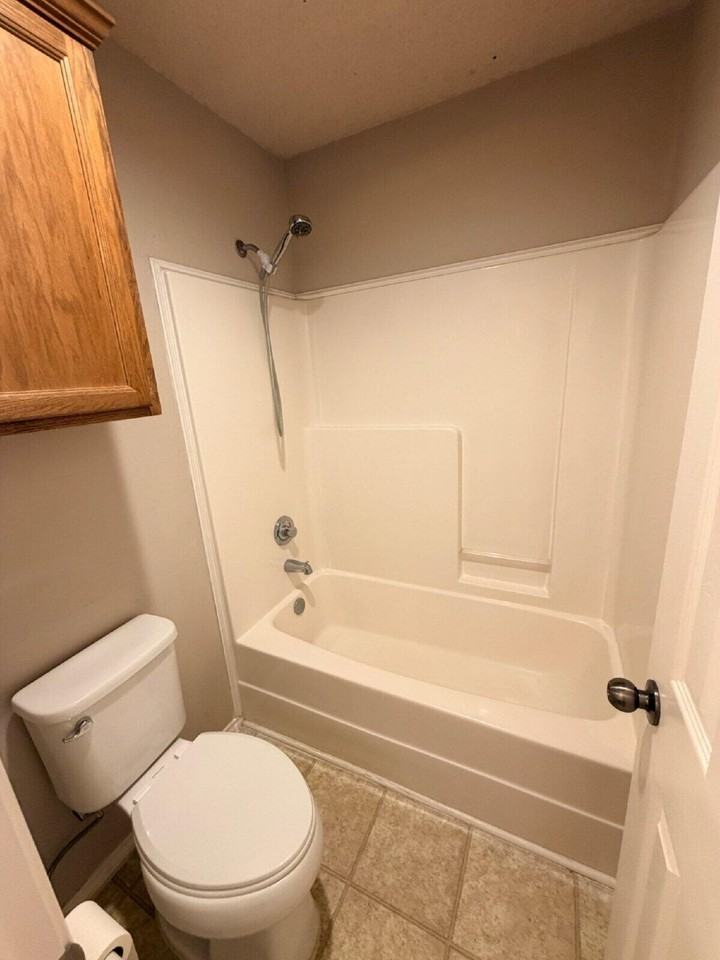 6535 87th St - Photo 7 of 14