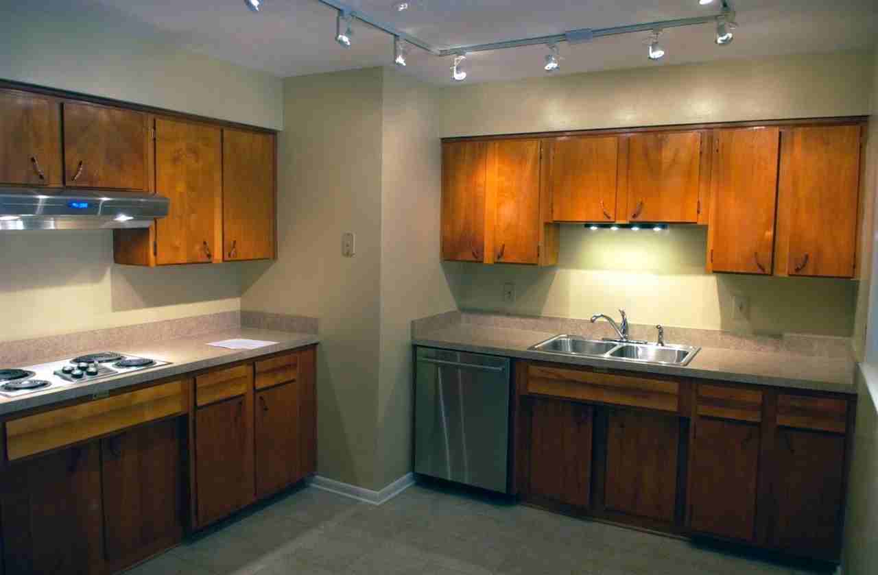 1705 Hatteras Dr - Photo 3 of 11