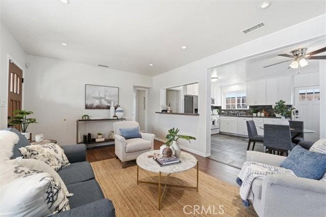 11937 S La Cienega Blvd - Photo 4 of 8