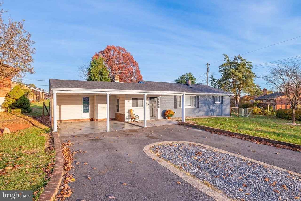 11419 Greenberry Rd - Photo 3 of 49