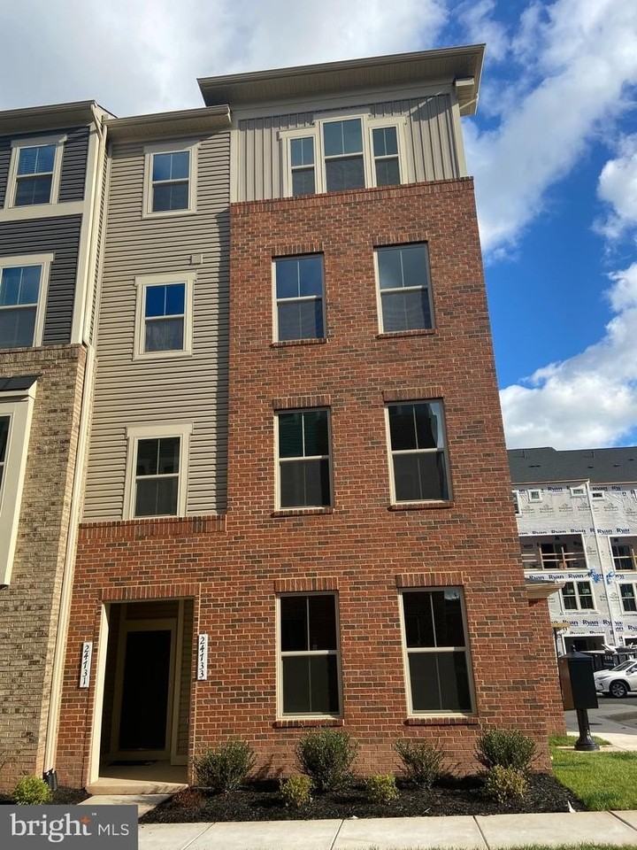24733 Monk Meadows Ter - Photo 2 of 50
