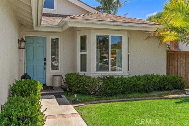 24662 Jeremiah Dr - Photo 2 of 8