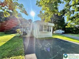 featured image of 1402 Main St