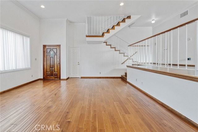 807 N Sycamore Ave #6 - Photo 4 of 8