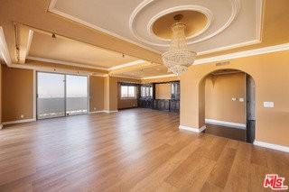 7250 Franklin Ave #1209 - Photo 3 of 8