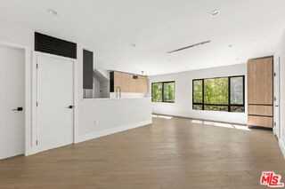 1450 S Crescent Heights Blvd - Photo 2 of 8