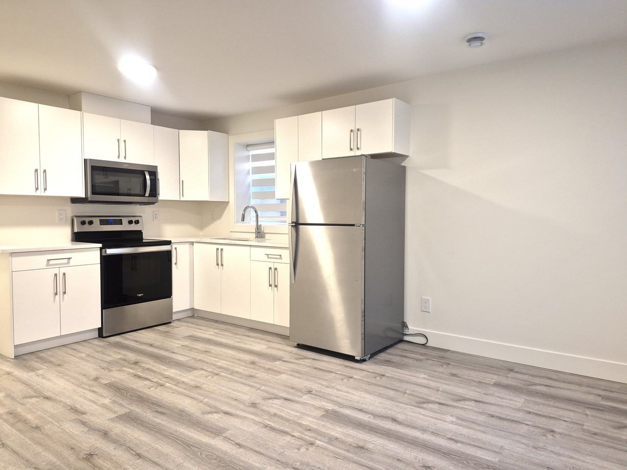 16665 16a Avenue #BSMT - Photo 3 of 15