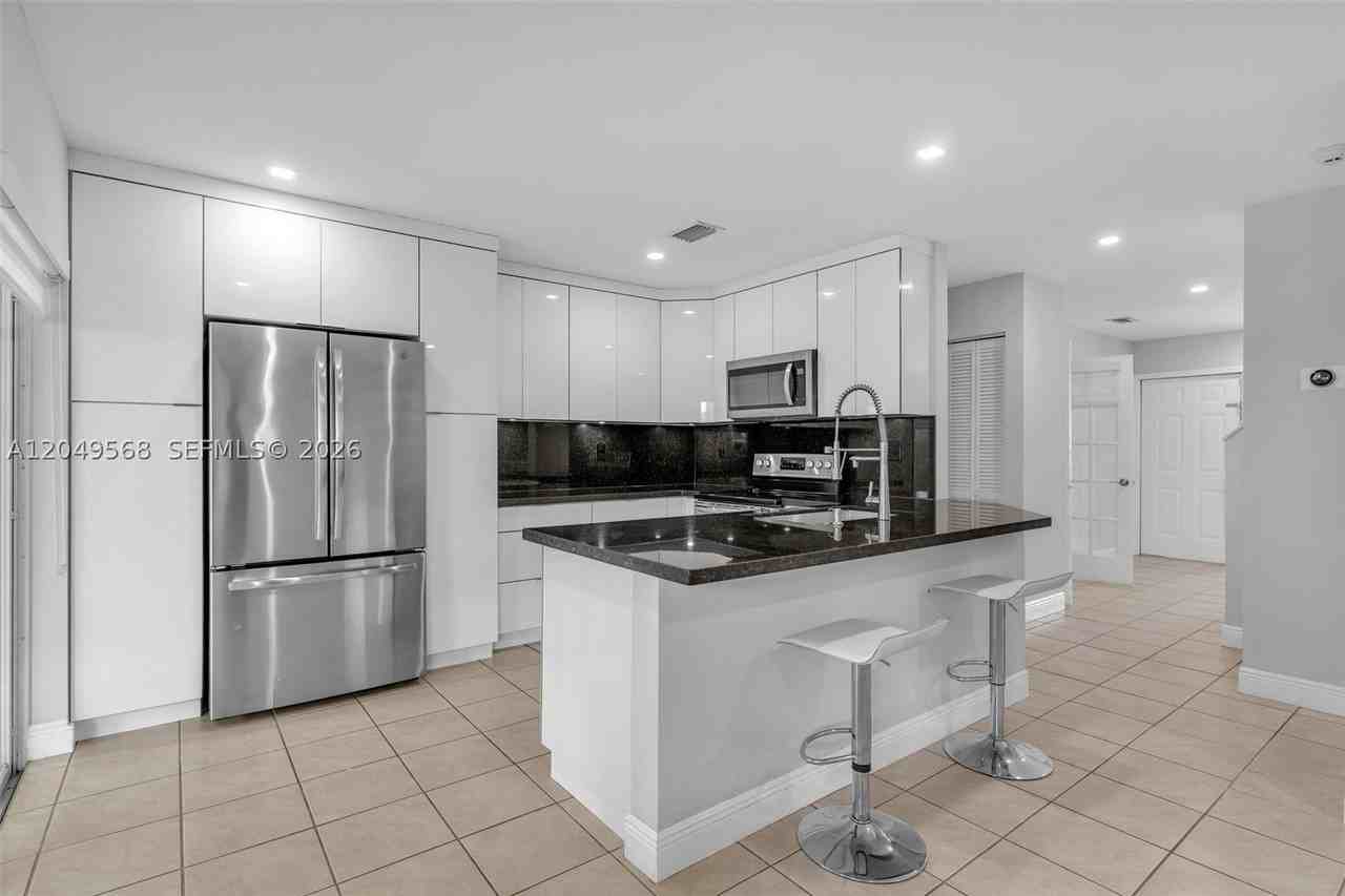 13931 Sw 177th St #0 - Photo 2 of 32